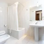 Madrid Hotel *
