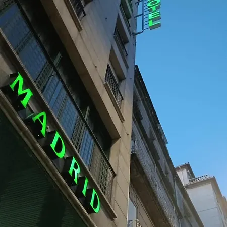 Madrid Otel *