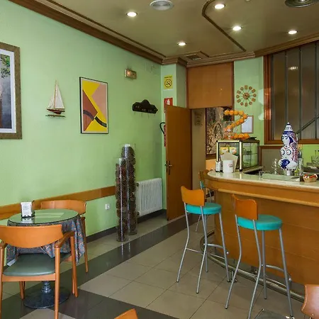 Madrid فندق بونتيفيذرا