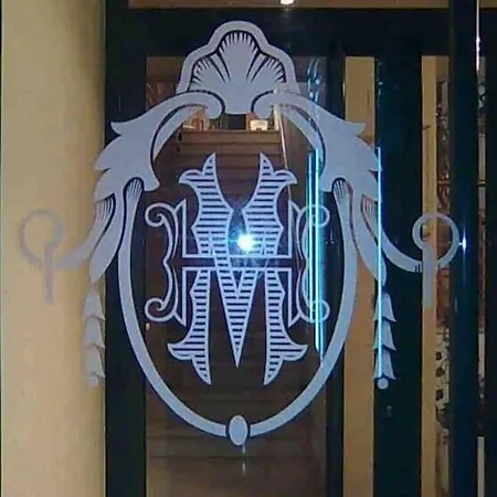 马德里酒店 庞特维德拉
