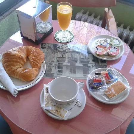 فندق Madrid بونتيفيذرا