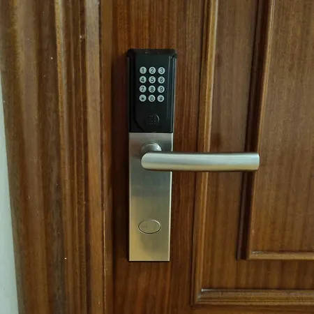 Madrid Otel Pontevedra