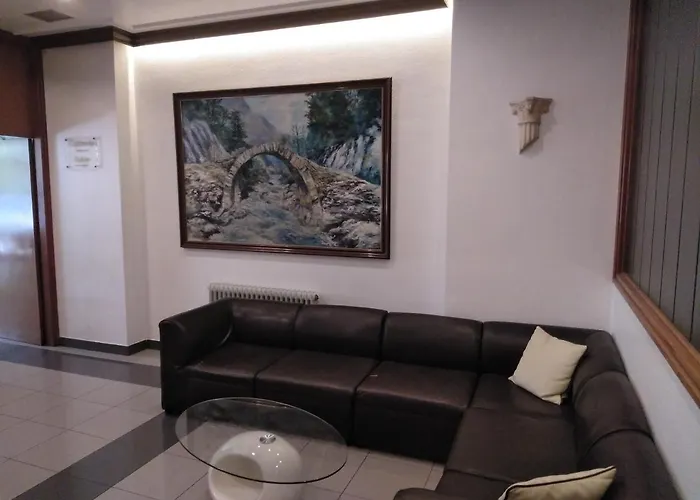 Madrid Hotel *